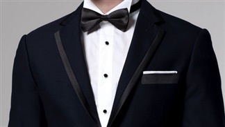 How to Choose a Groom’s Suit